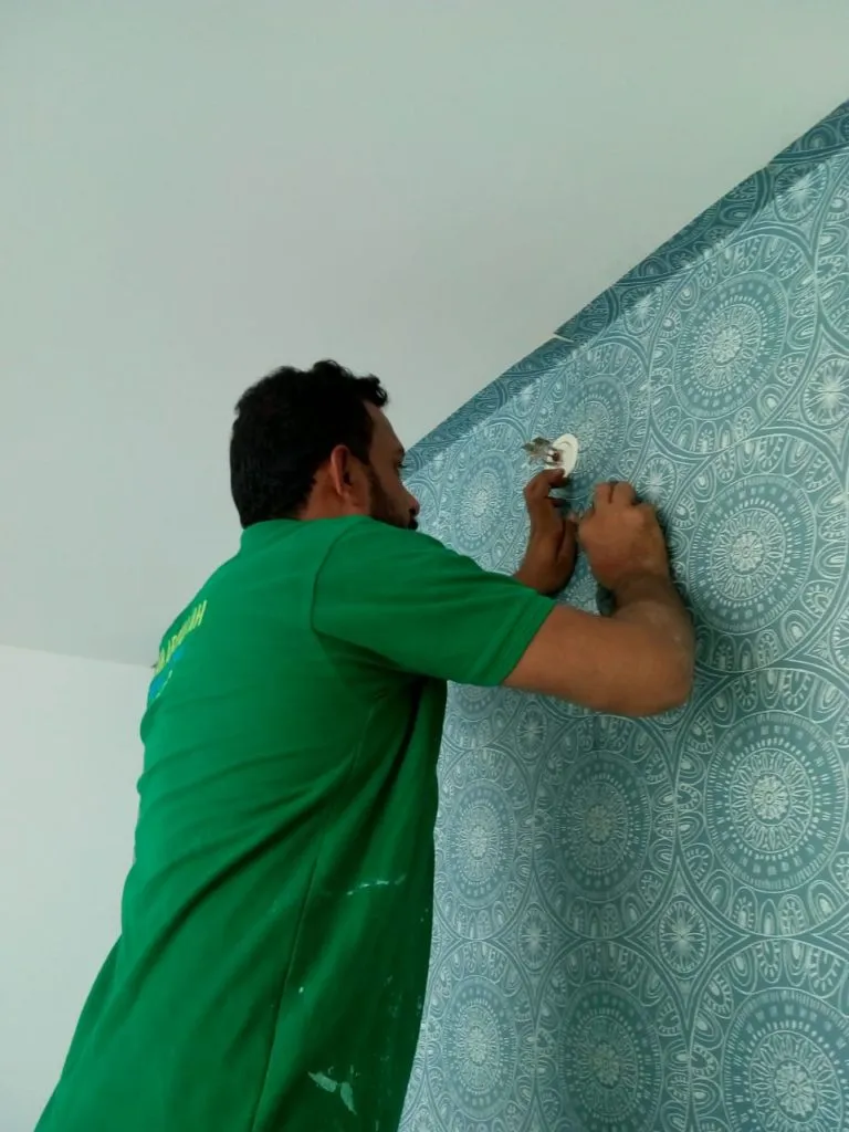 modern wallpaper Fixing Qatar